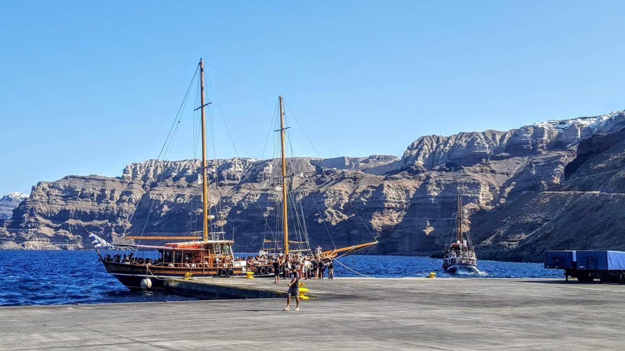 ثيرا Santorini Pleasure Studios المظهر الخارجي الصورة